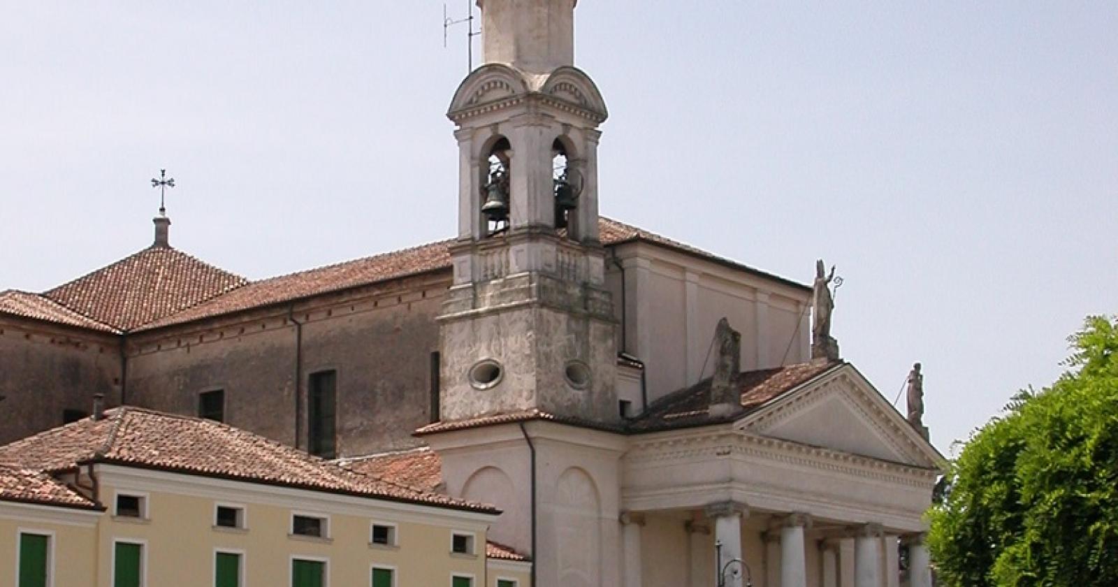 Tradizione confermata: concerto della corale ricordando don Vincenzo