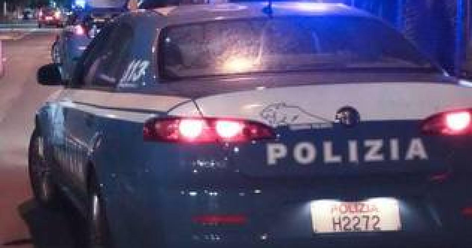 Guida senza patente e porto di oggetti atti ad offendere. Multa da 8.700 euro