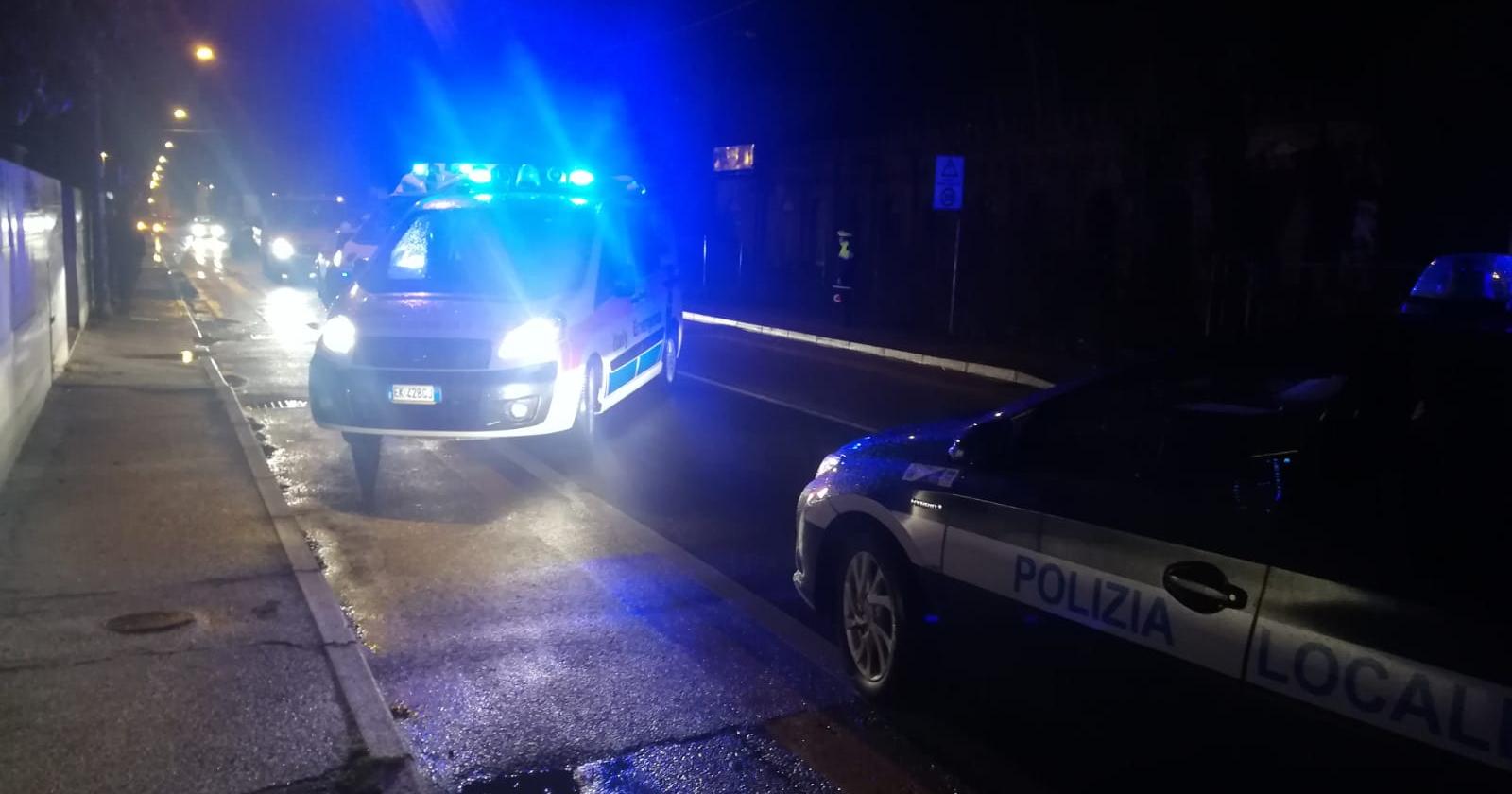 Incidenti e buio in viale Oroboni, i cittadini: "Troppo pericolosa"