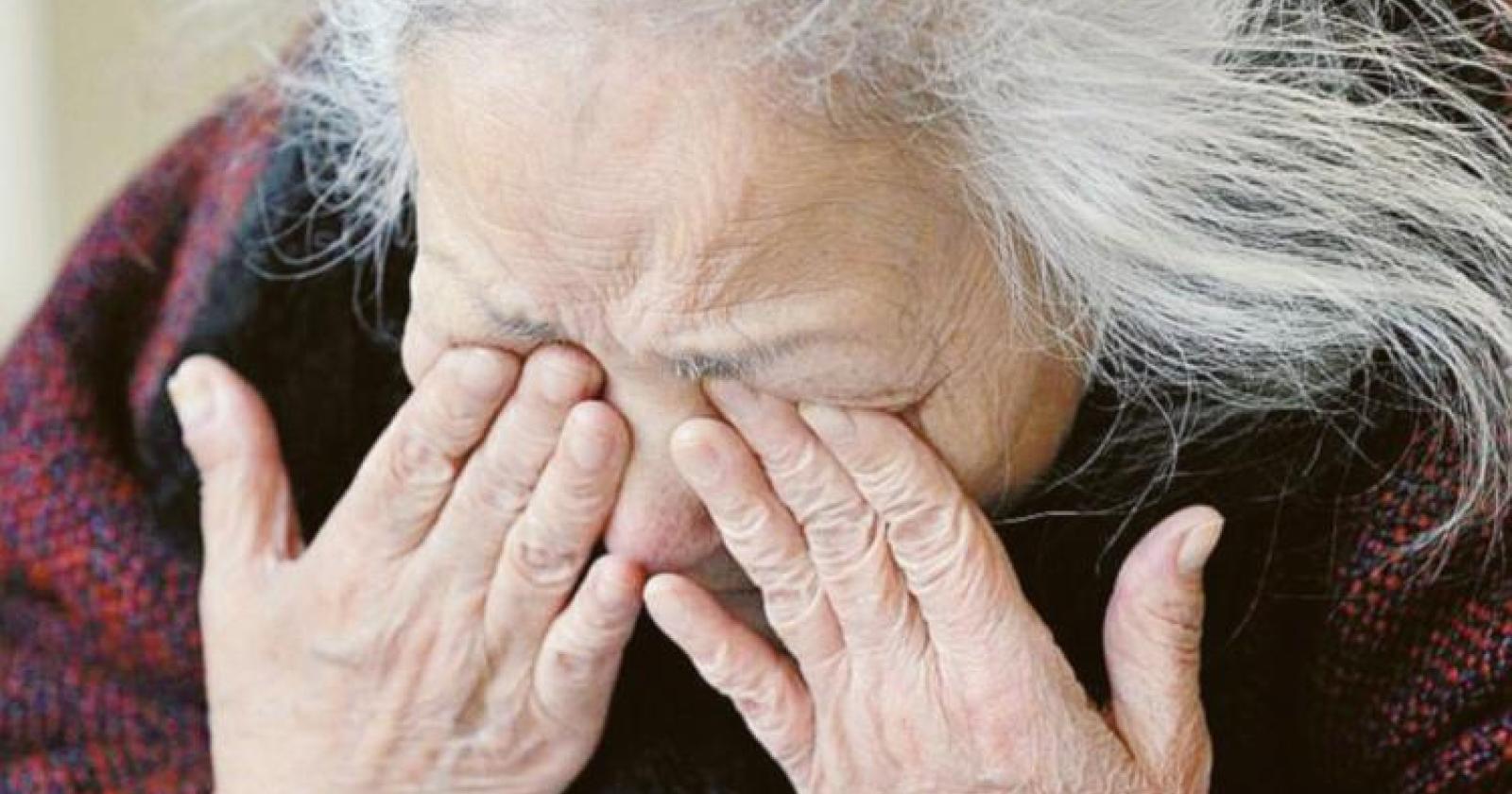 Botte ai genitori per i soldi