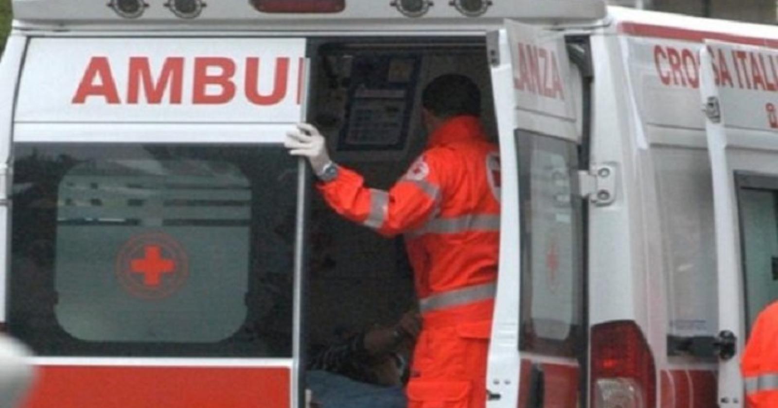 Malore in chiesa a 31 anni, salvata, ma perde il figlio.