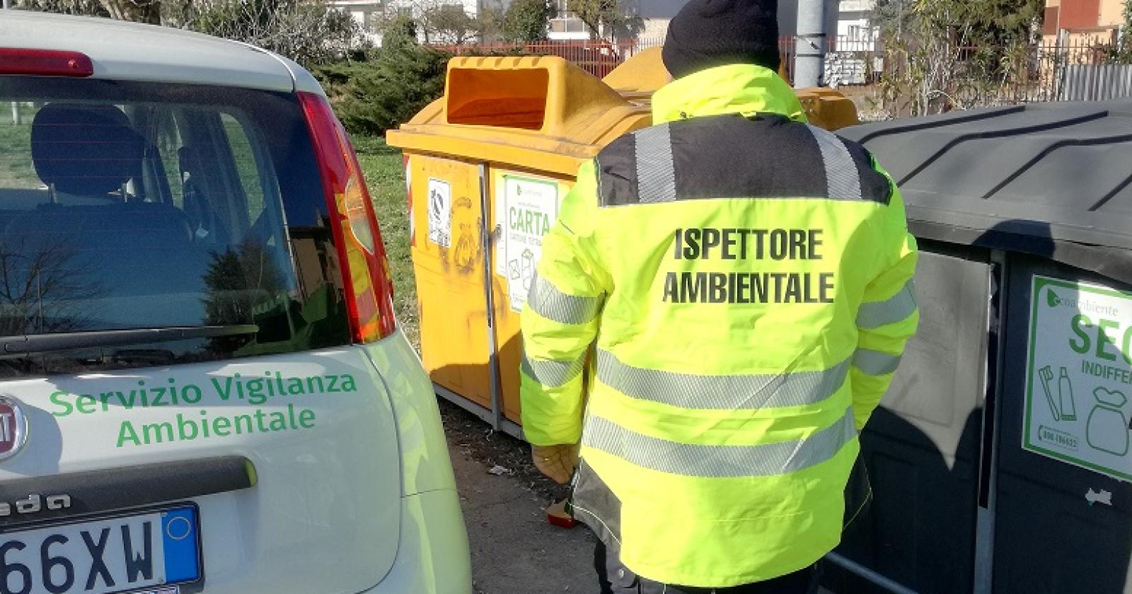Contro i vandali dei rifiuti le guardie ecologiche sbarcano anche nel Delta