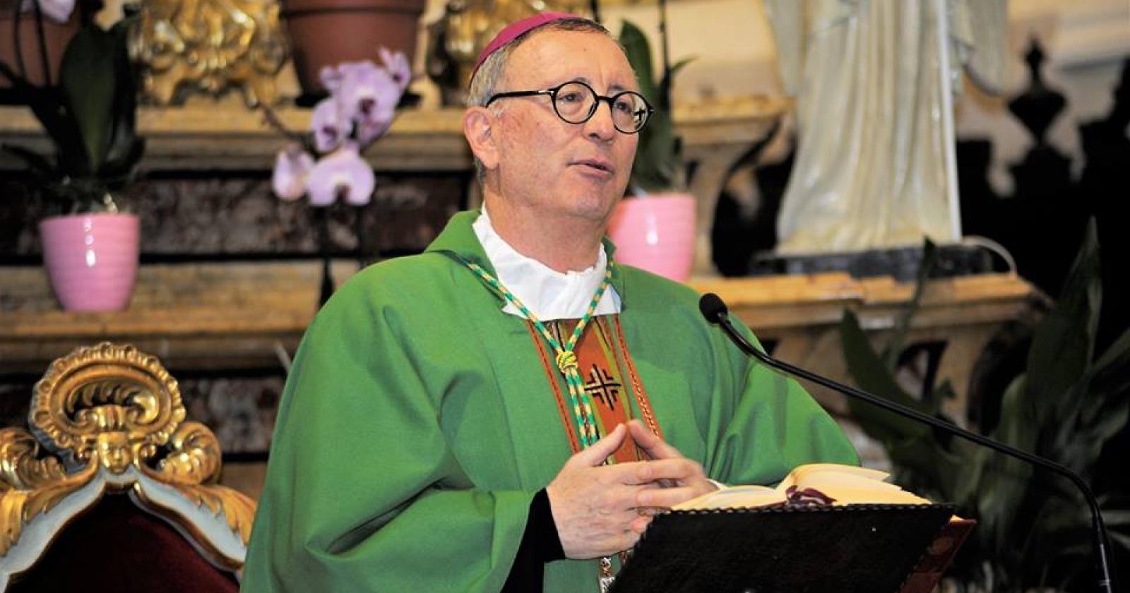 Il vescovo: “Sono vicino ai nostri religiosi”
