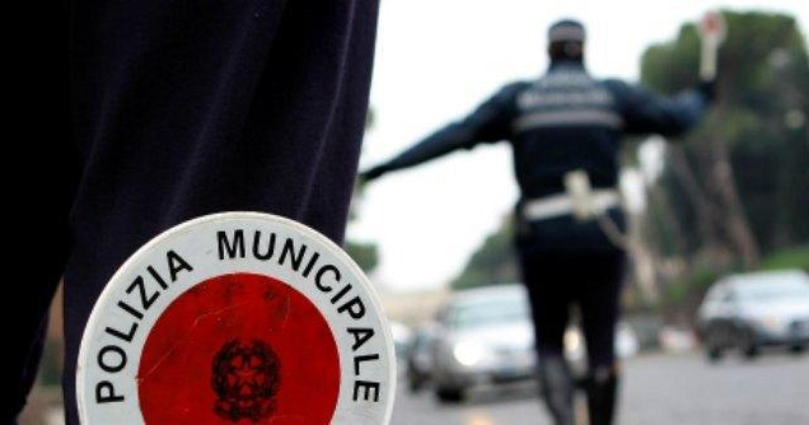 polizia[3].JPG