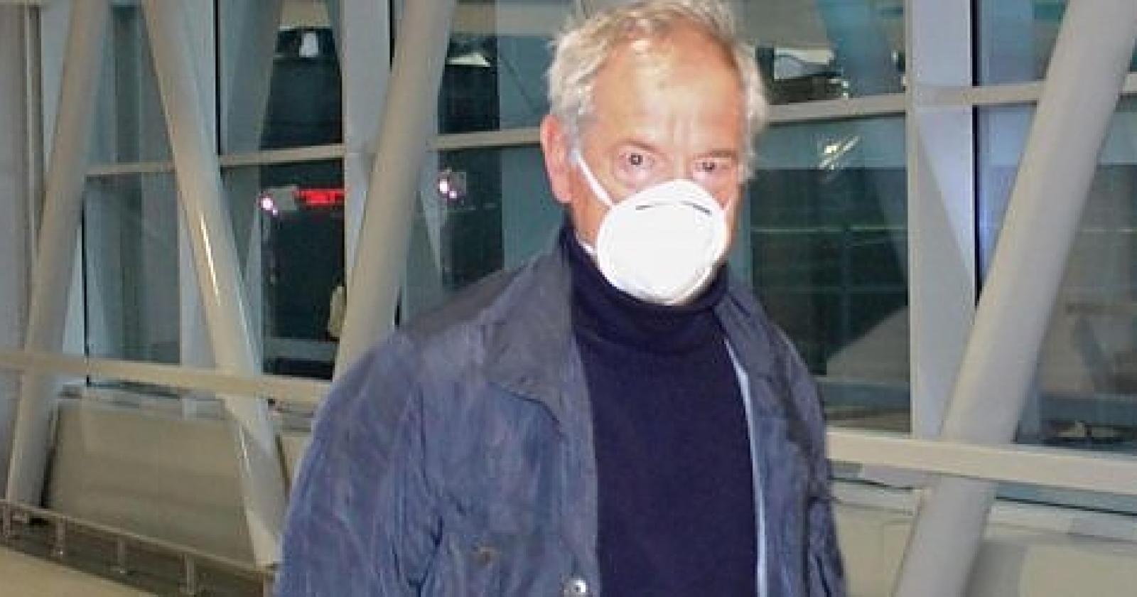 Bertolaso: "Sono positivo al coronavirus, ma non mi fermo"
