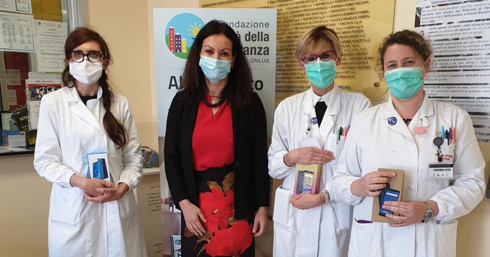 Tre numeri telefonici per il supporto psicologico ai pazienti dell’Oncoematologia pediatrica