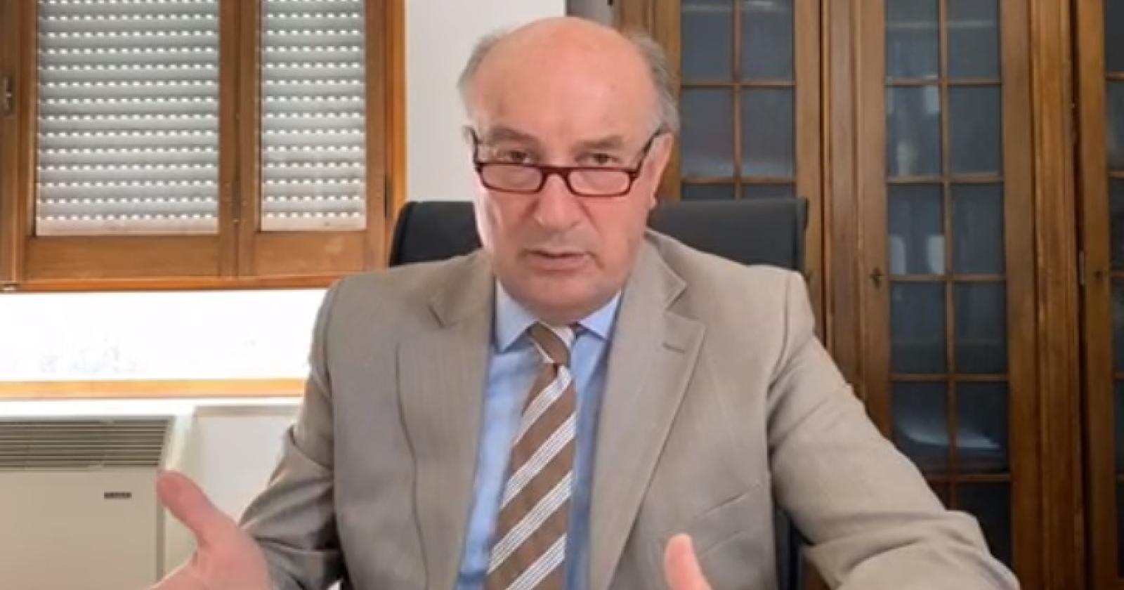 "Si riapre. Non richiudere dipende da voi: sarebbe rovinoso"