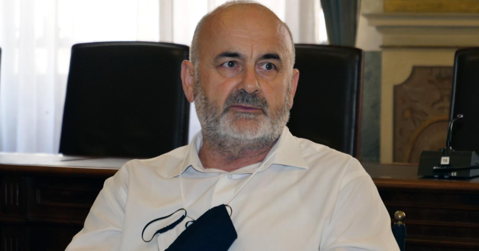 "Fiducia a Gaffeo, ritiri le dimissioni"