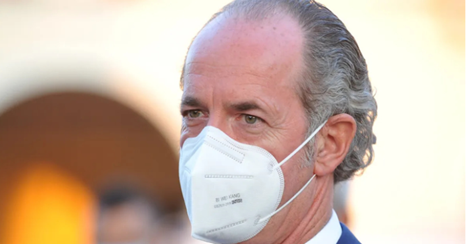 "Solo la mascherina ci salverà. No lockdown ma mascherina sempre"