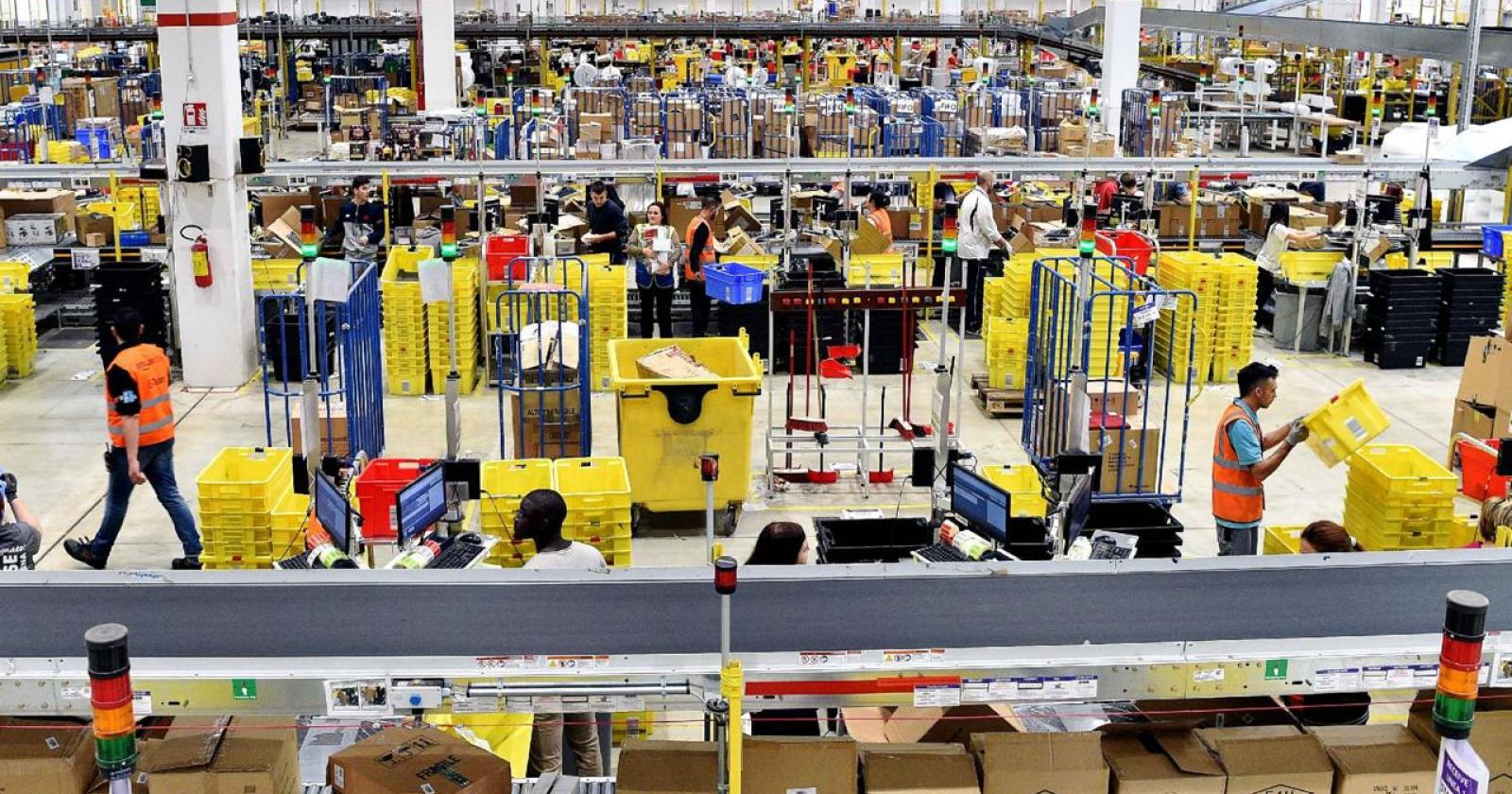 Cogli al volo le opportunità di lavoro che Amazon in questo momento ti puo' offrire 