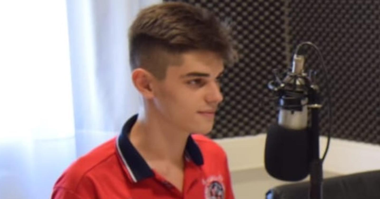 Crea un audiolibro per i nonni isolati: premiato a 18 anni da Mattarella