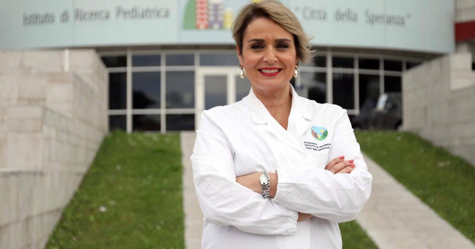 Caos vaccini,  l'immunologa Viola: "Mio padre convocato, ma nessuna dose disponibile"