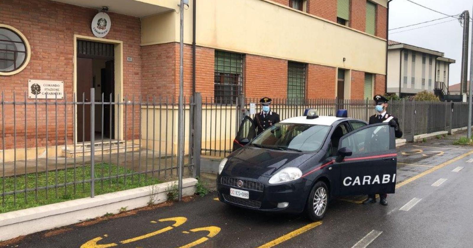 Lame e mazze da baseball in auto, quattro denunciati