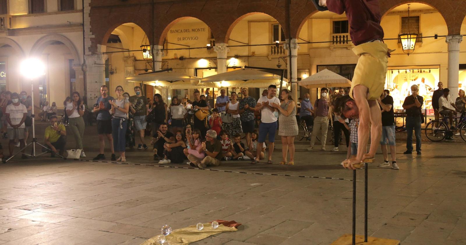 I saldi in centro partono col piede giusto