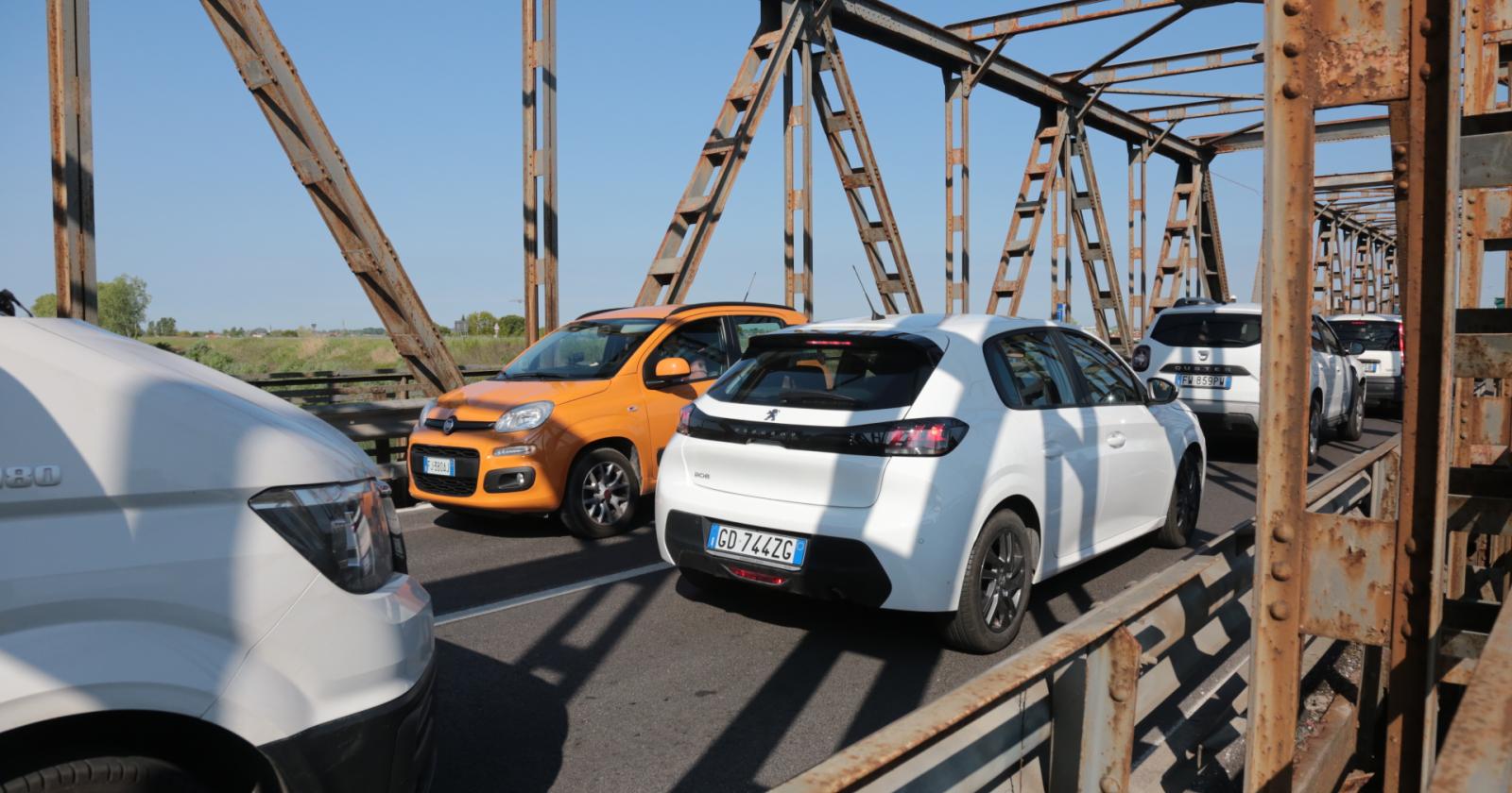 Un anno di lavori sul ponte di Boara, ma nessuna chiusura