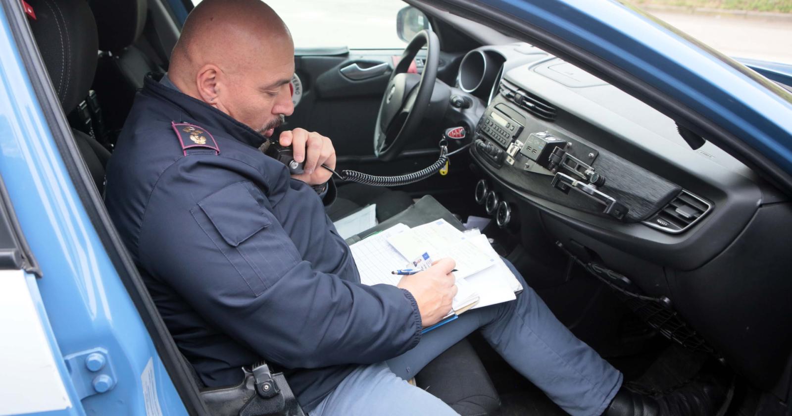 Due ragazze rom svaligiano una casa: arrestate