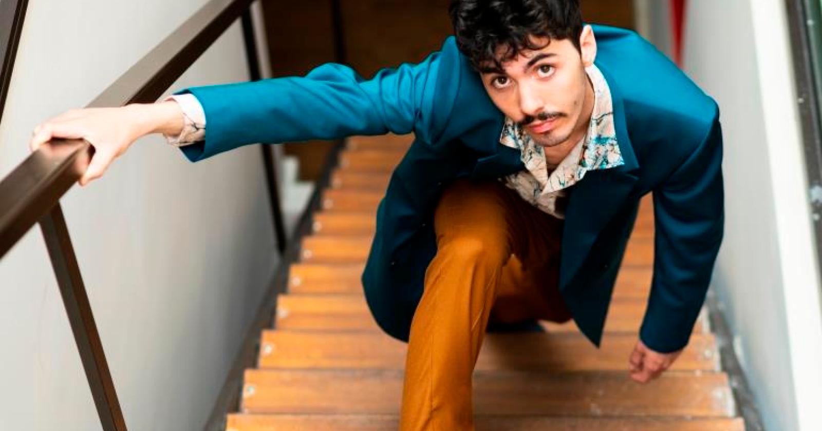 Il cantautore romano arriva in Polesine con &ldquo;Tante care cose&rdquo;