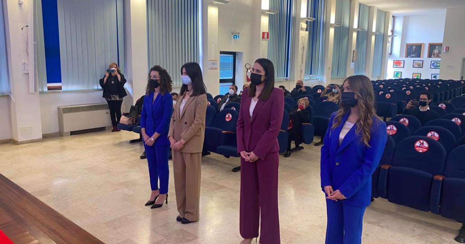 "Benvenuti, educatori!": l'emozione per i primi dottori del corso