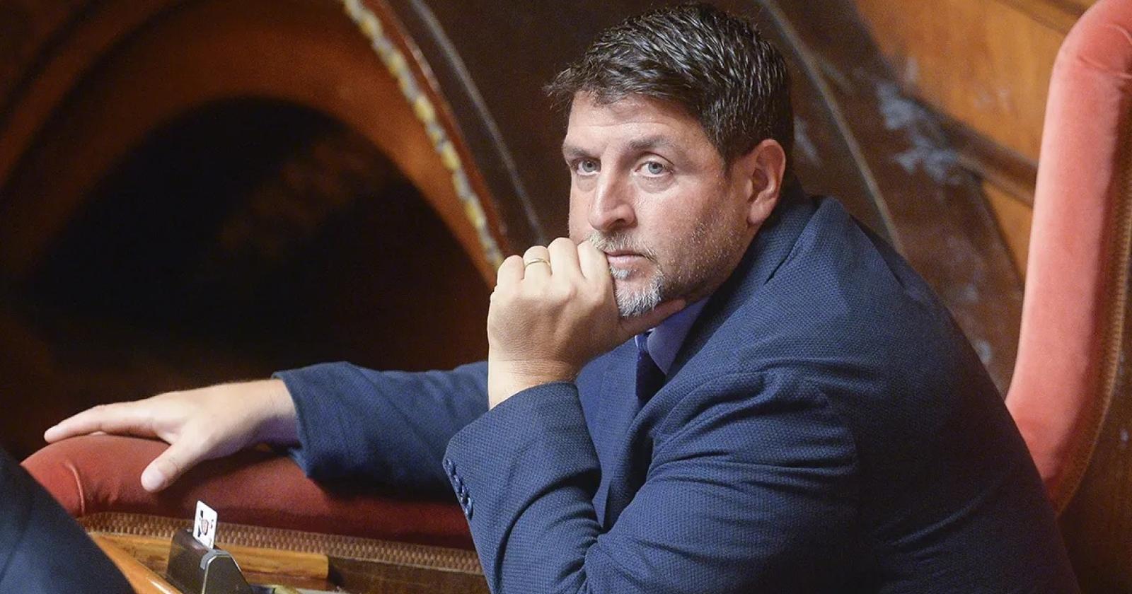 Il senatore  Adriano Cario
