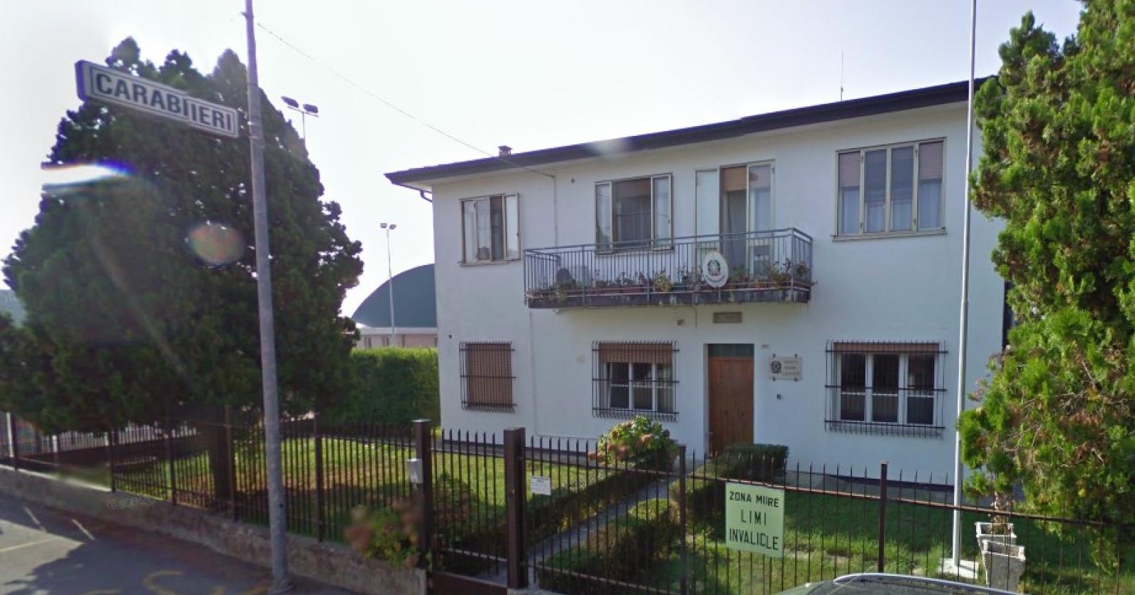 Si sistema la caserma dell’Arma