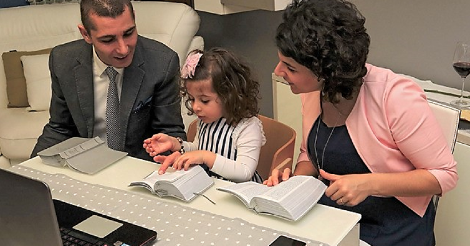 Testimoni di Geova, venerdì prossimo la commemorazione più importante
