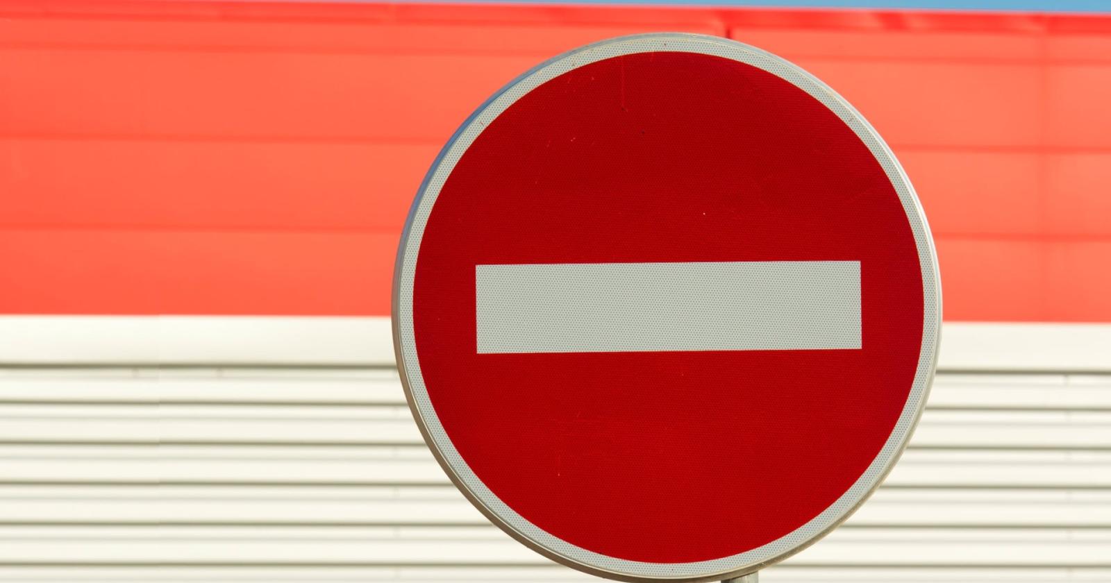 Strada dell'argine libera dai motori