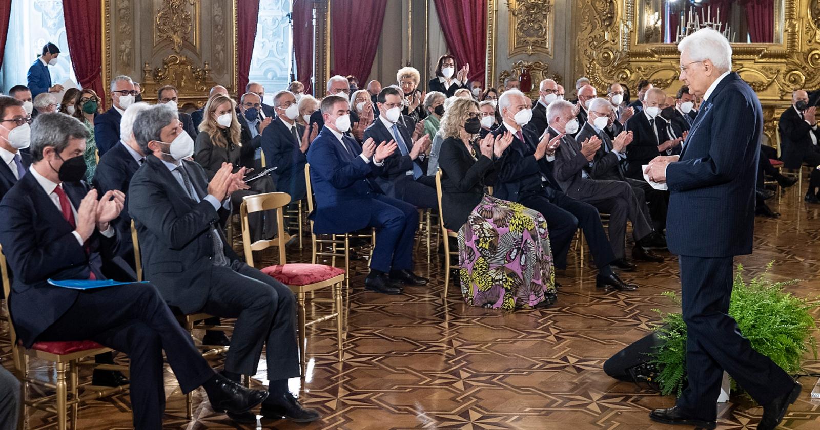 La croce al merito alle vittime della Coimpo