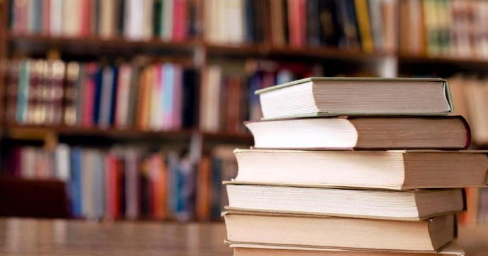 In mano i calendari per la settimana culturale dell'Arci 