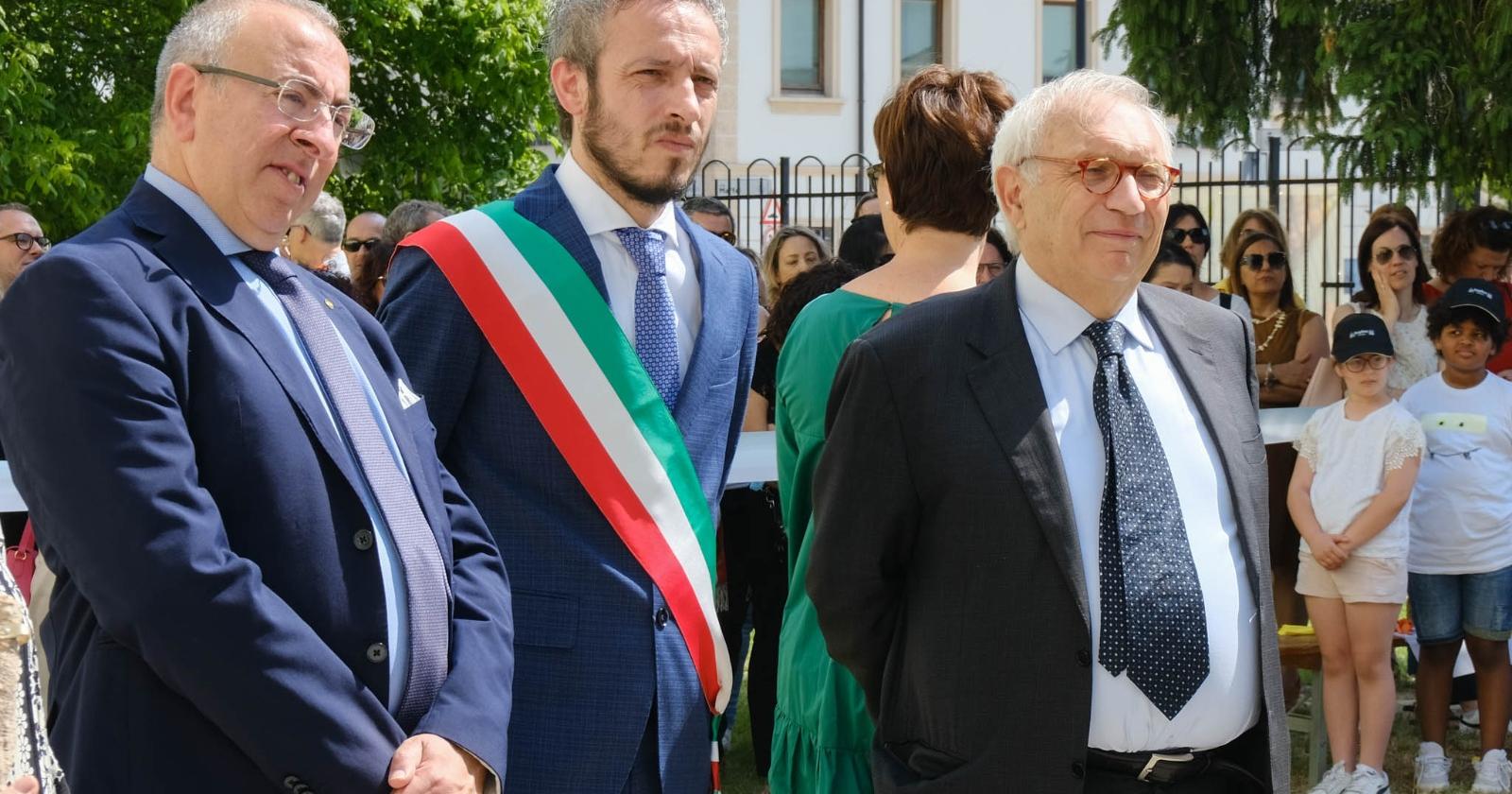 Il ministro Bianchi nelle scuole tra i ragazzi