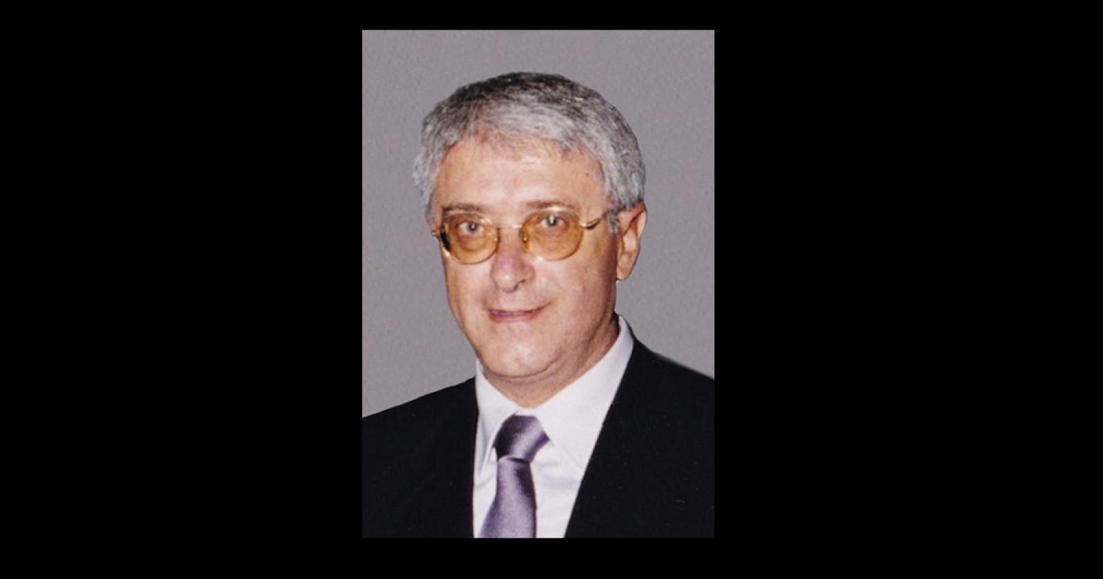 "Addio dottor Russo": il paese saluta il suo medico