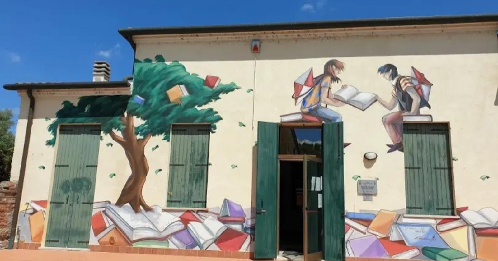 Libro e regalo: è la biblioteca a sorpresa!