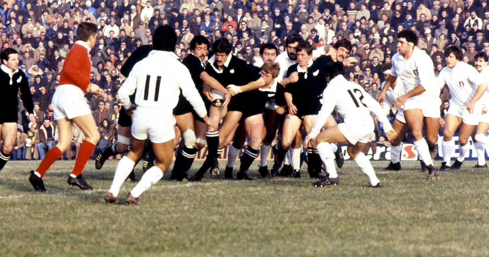 Rugby, tra mito e valori di uno sport in mostra al Roncale 