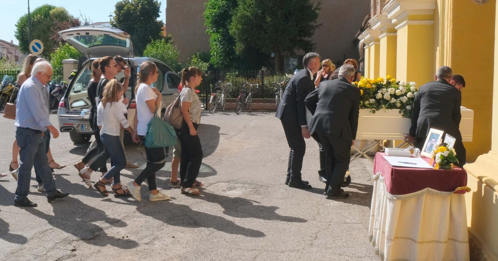 Morì in auto del collega ubriaco, ai 200 all'ora in centro: ha patteggiato