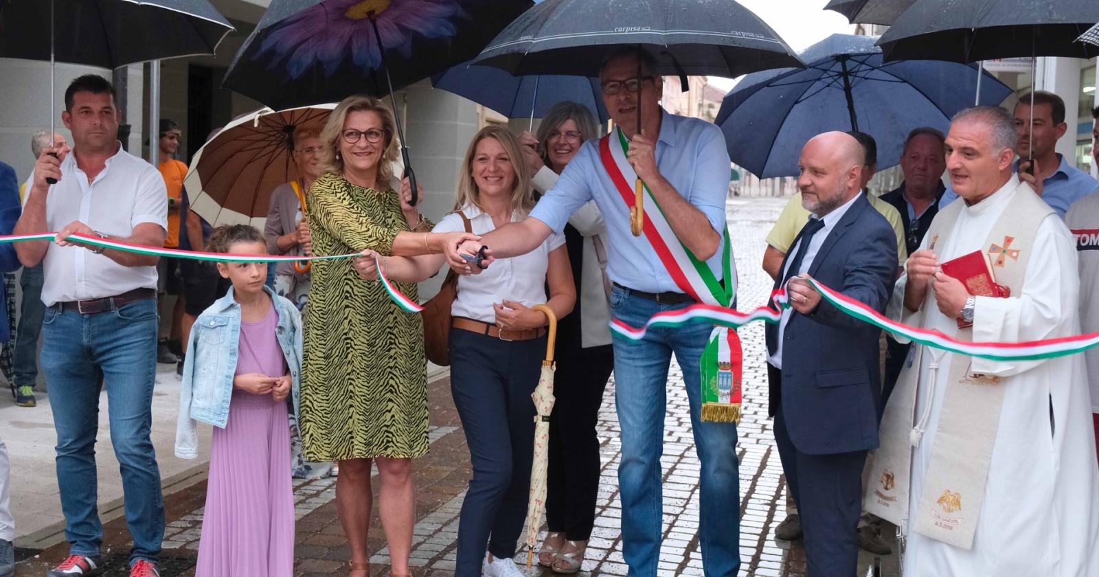Tolto il “velo” sulla nuova via Roma