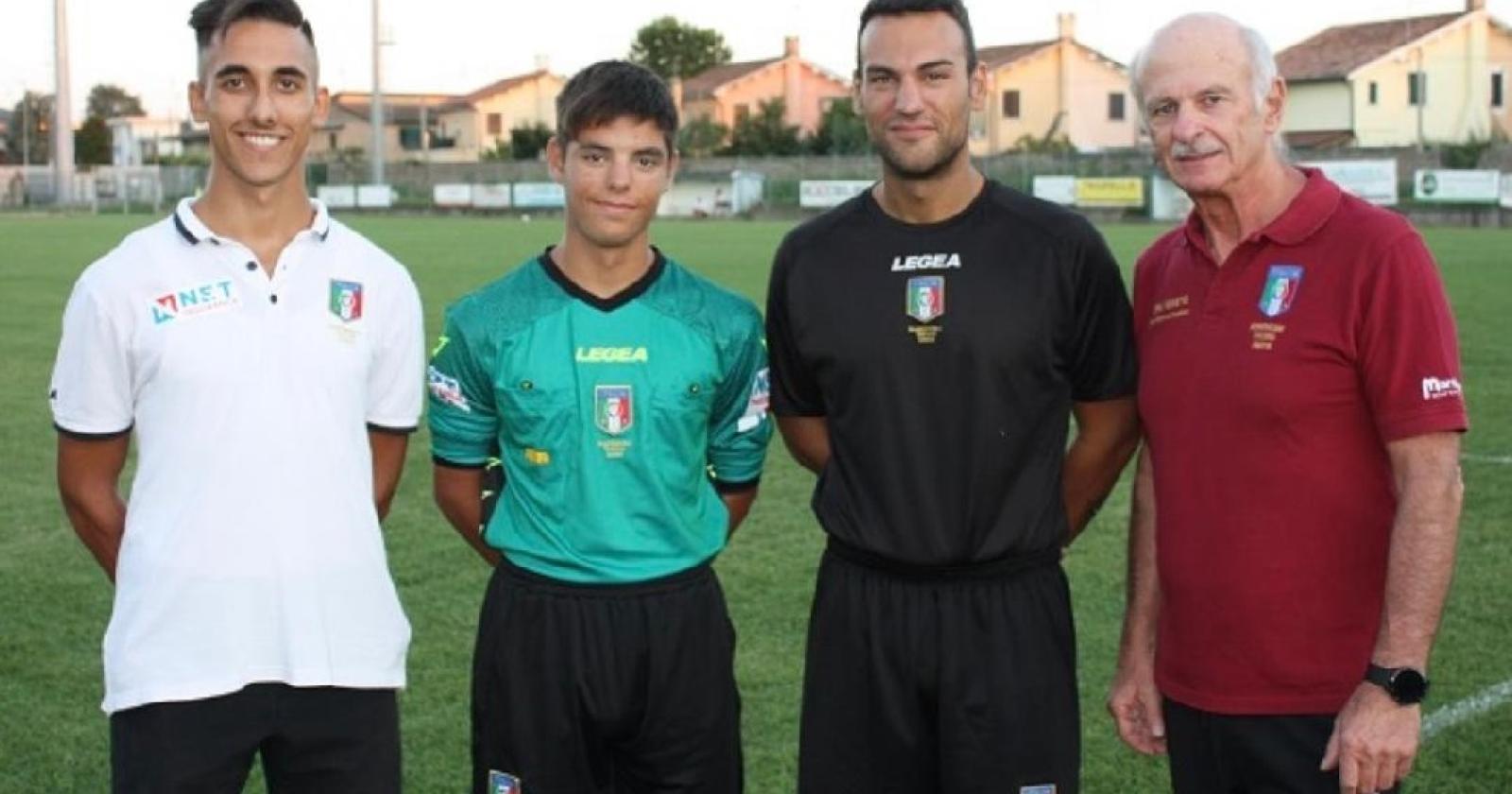 Nicola, 14 anni, è già arbitro