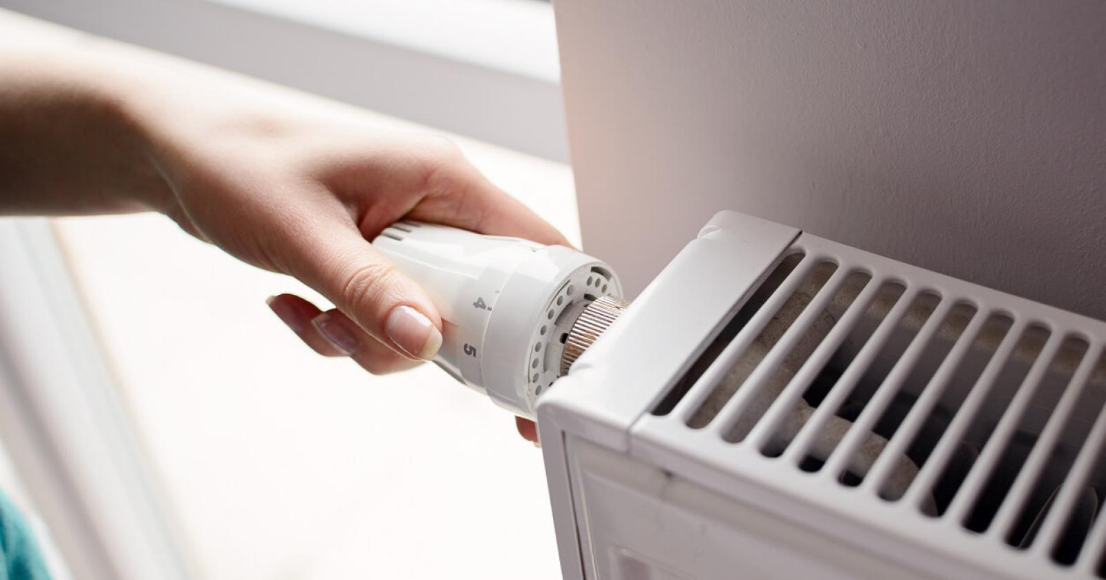 Riscaldamento: un'ora e un grado in meno. E aiuti alle imprese