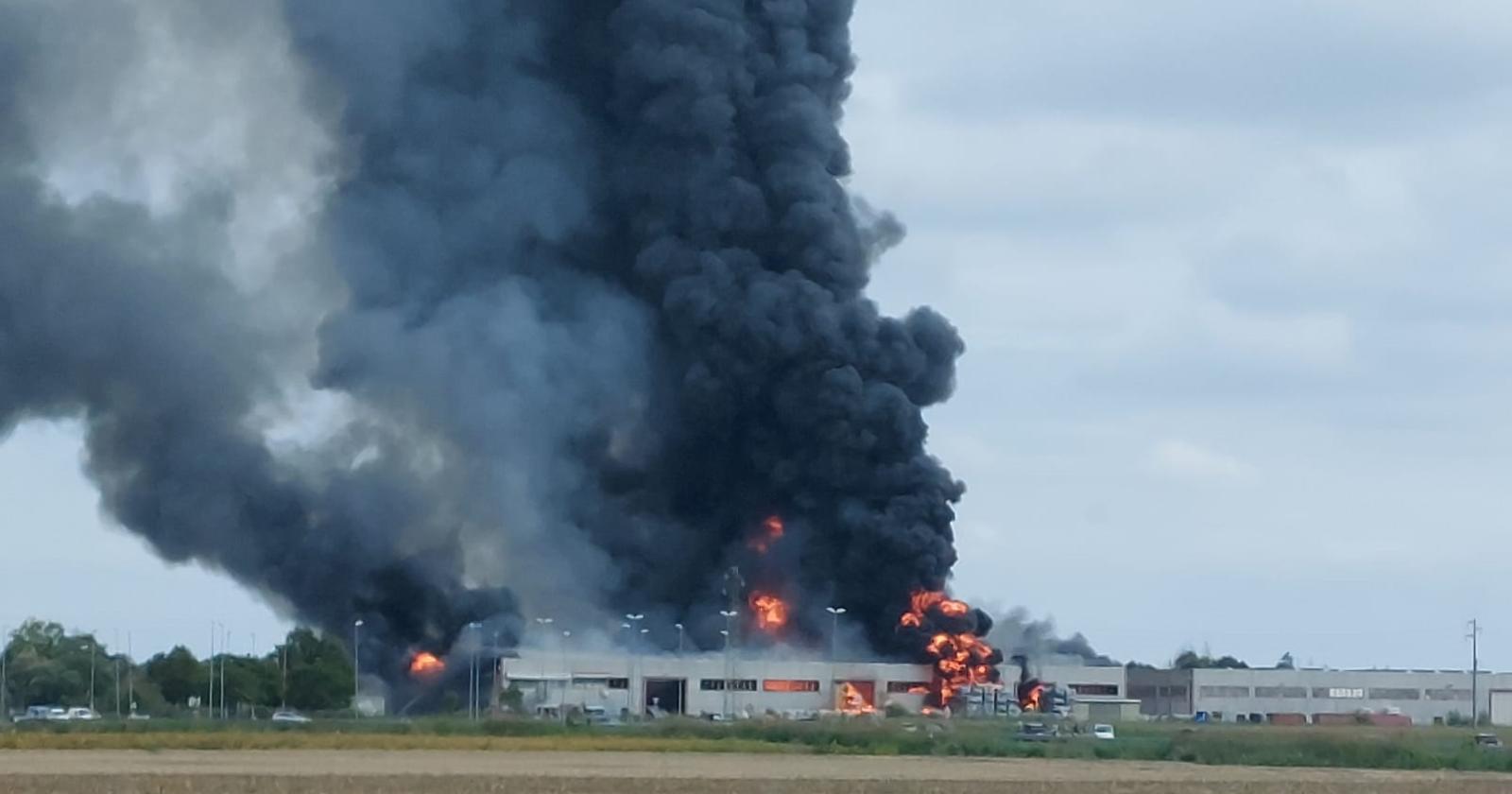 Bottecchia in fiamme, il sindaco: "Sosterremo la prossima riapertura"