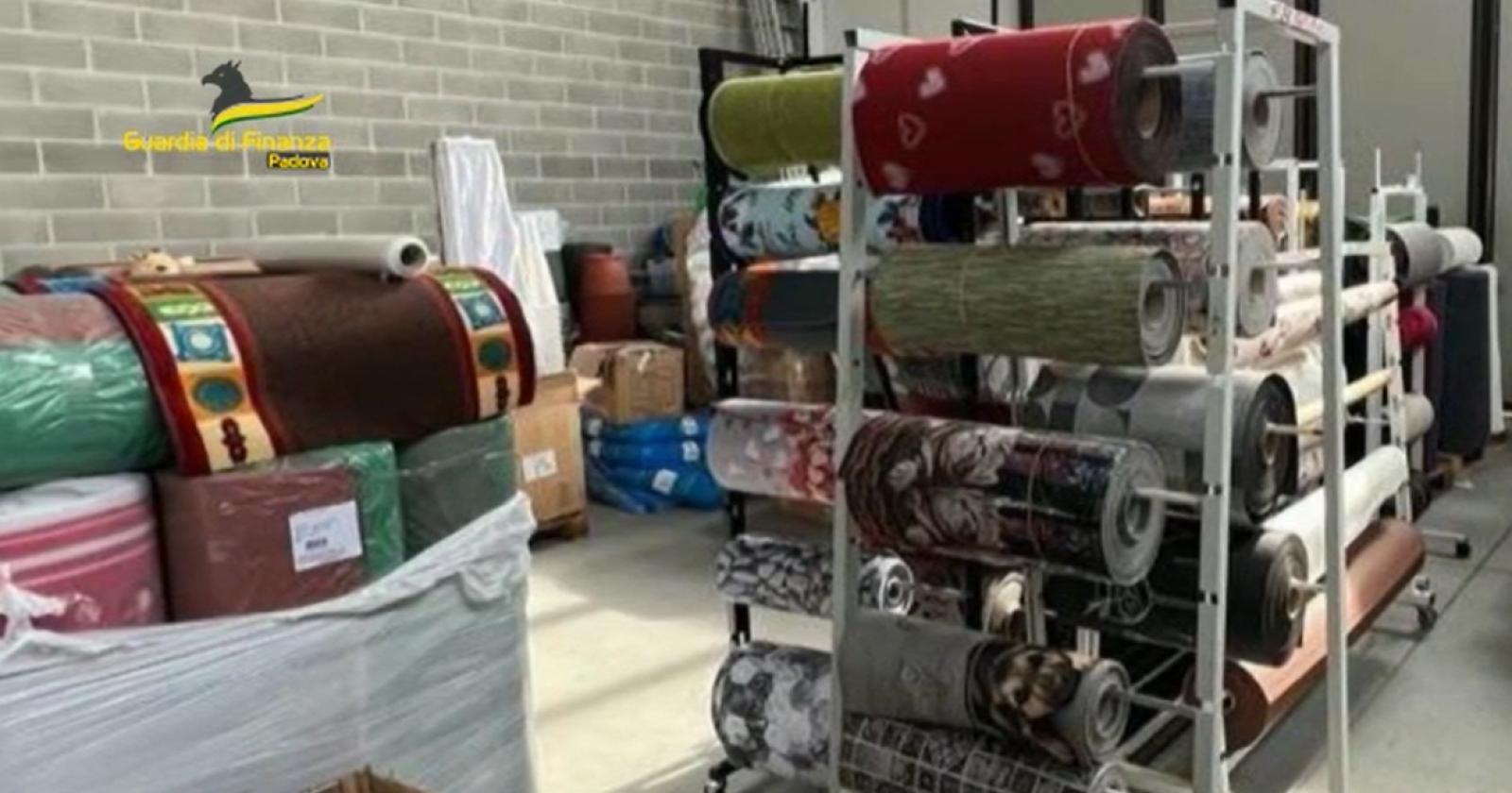 Tappeti, tovaglie e colle "illegali", maxi sequestro