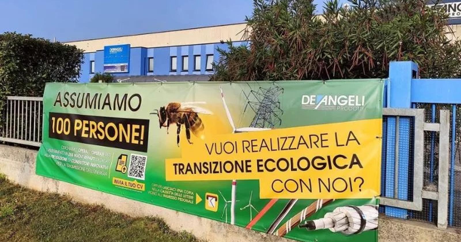 "Assumiamo 100 persone". Ecco dove