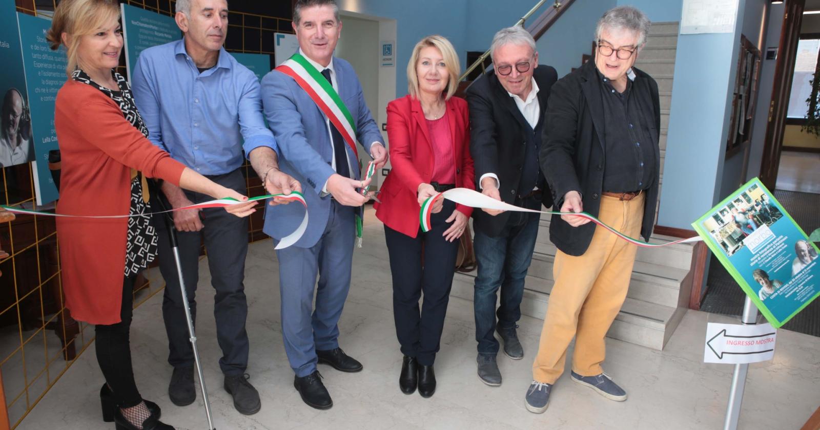 Parkinson, una mostra che parla