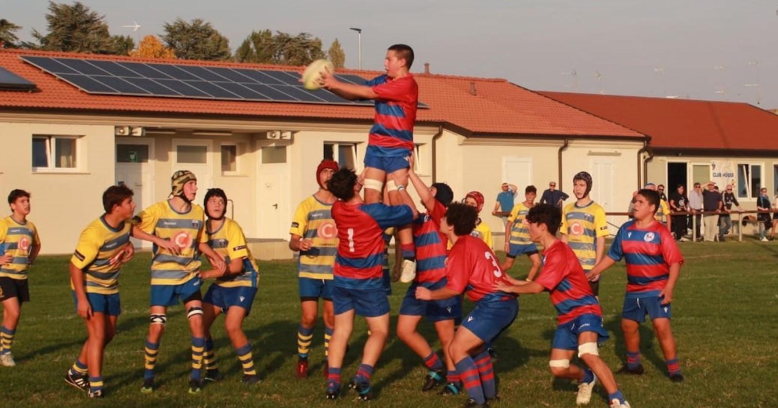 "Io gioco a rugby perché...": il video che conquista i social 