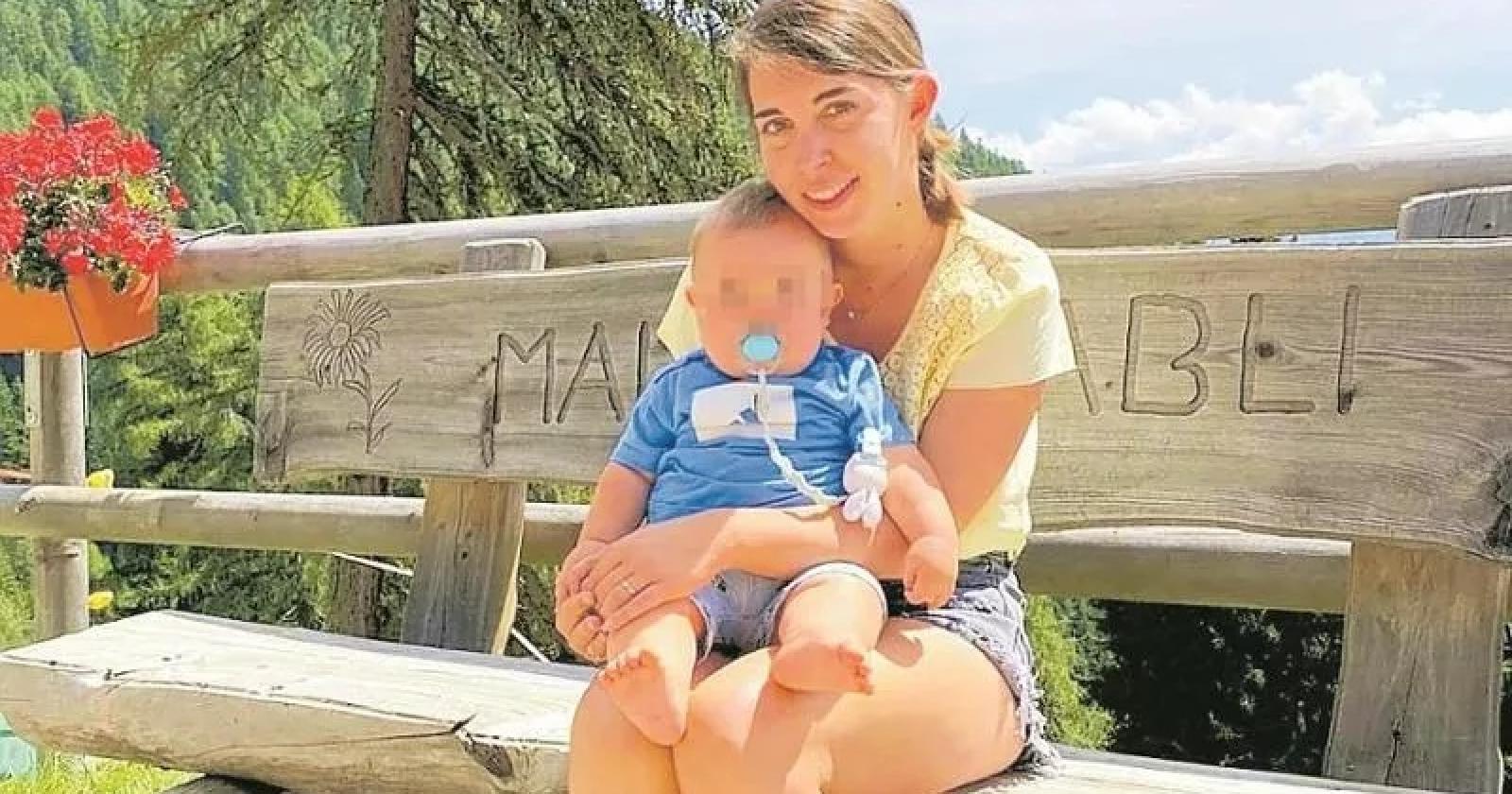 Addio a Lisa, giovane mamma: lascia un bebé