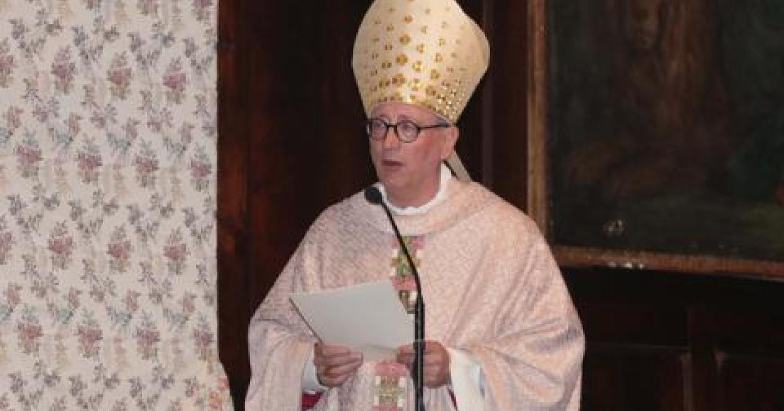 vescovo pavanello.jpg