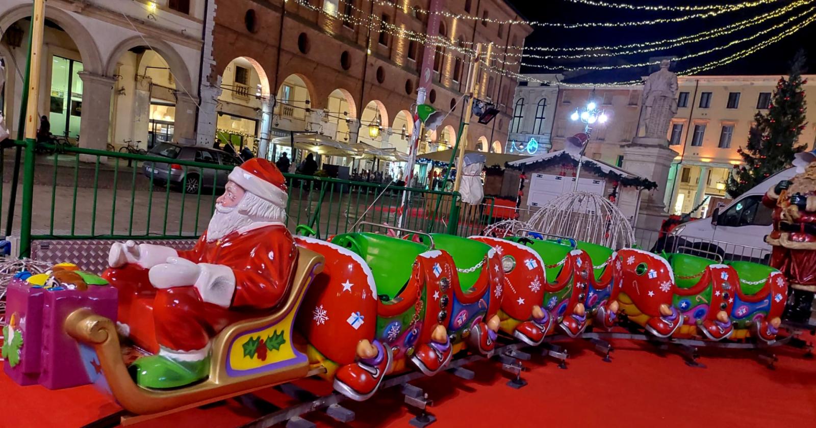 Alle 18, s'accende il Natale