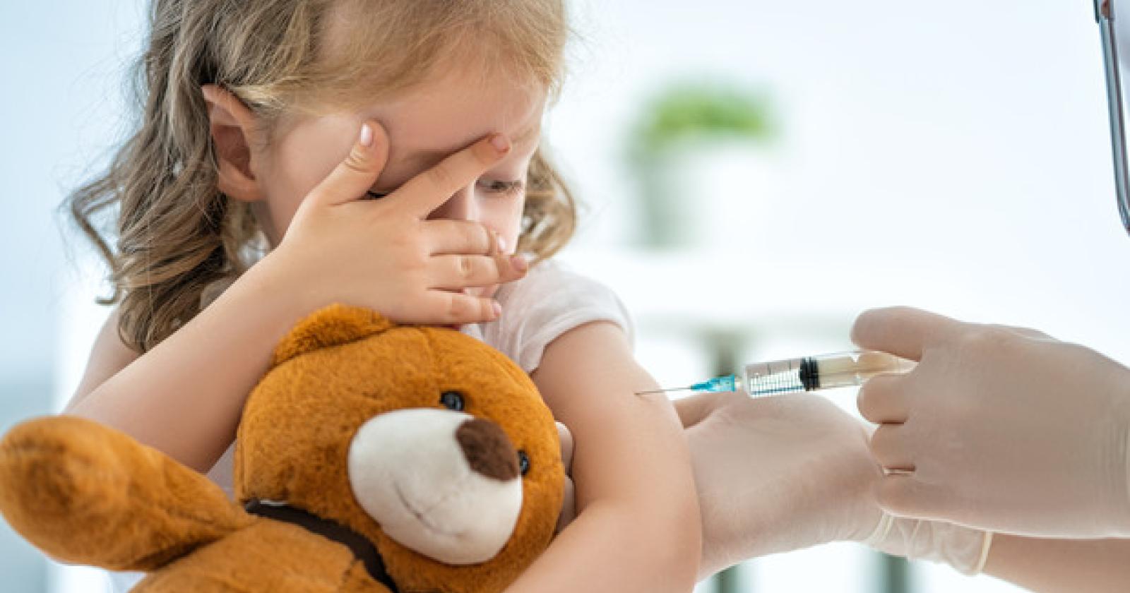 Influenza super aggressiva, "meglio vaccinare i bimbi"