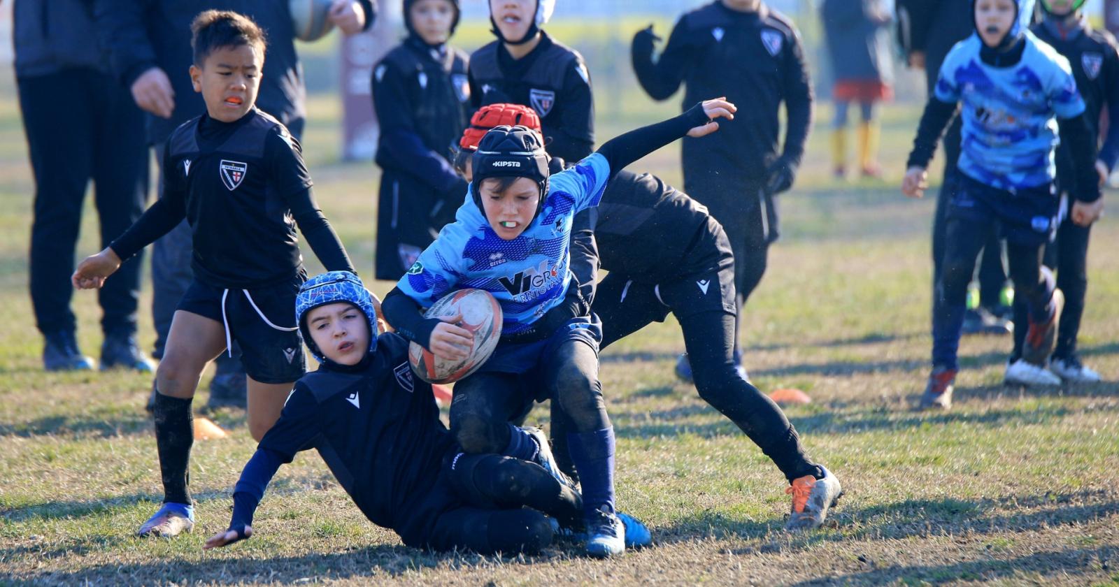 240 mini atleti ospiti del Rugby Junior Badia 