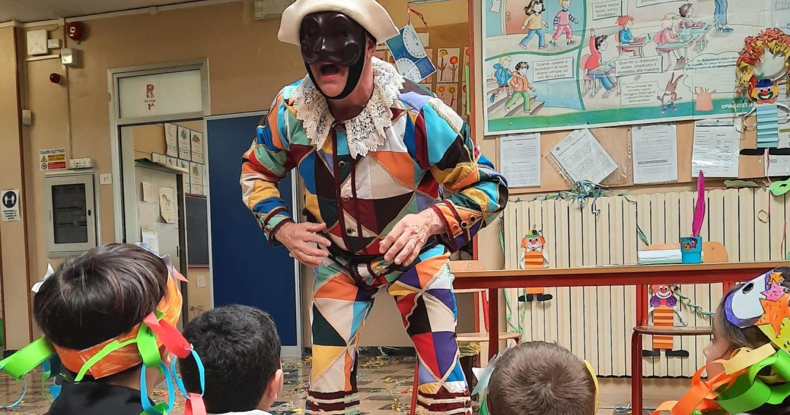 Arlecchino e Pantalone a scuola