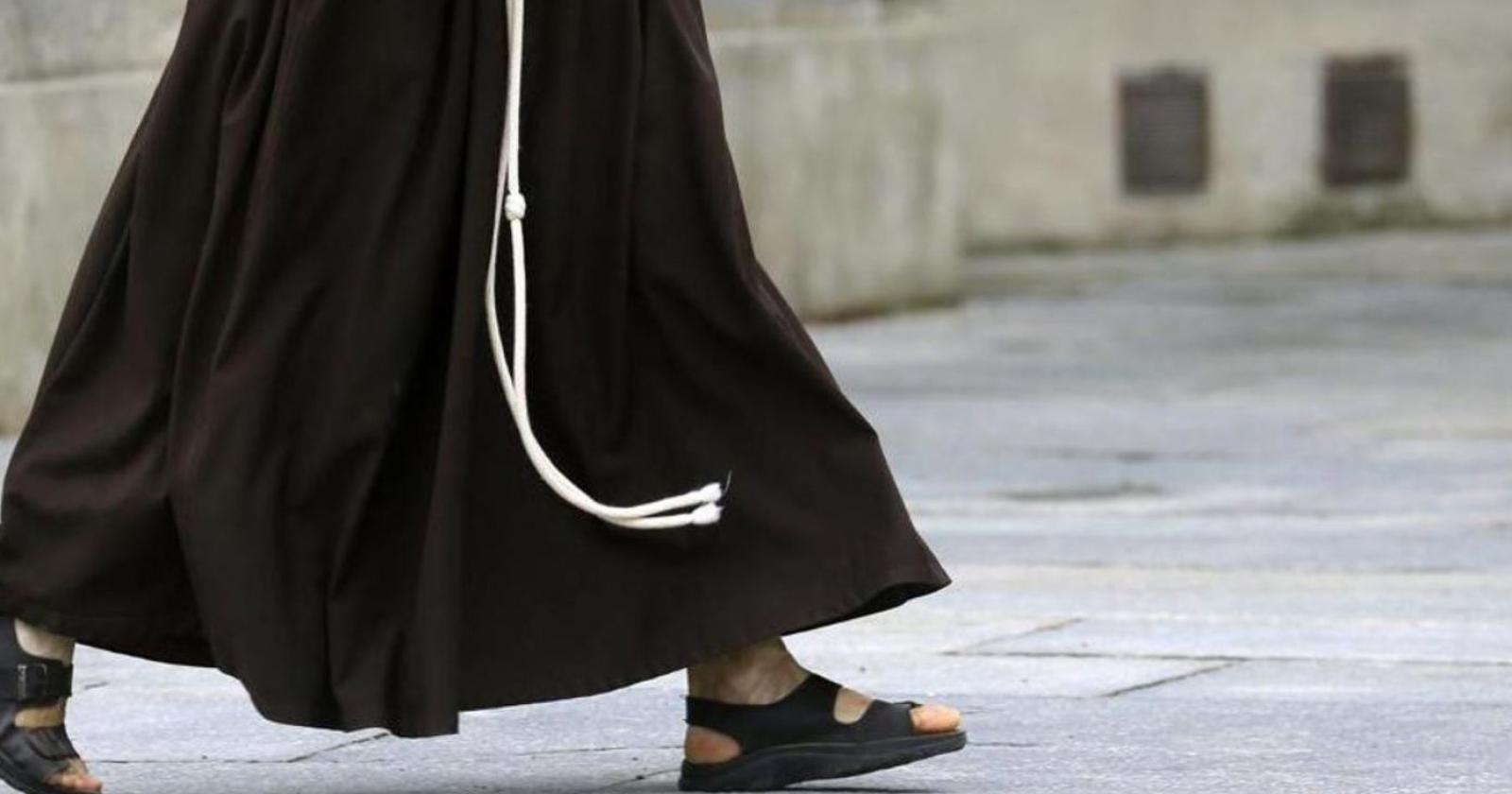 Via i frati, anche il convento rischia di diventare un vuoto urbano