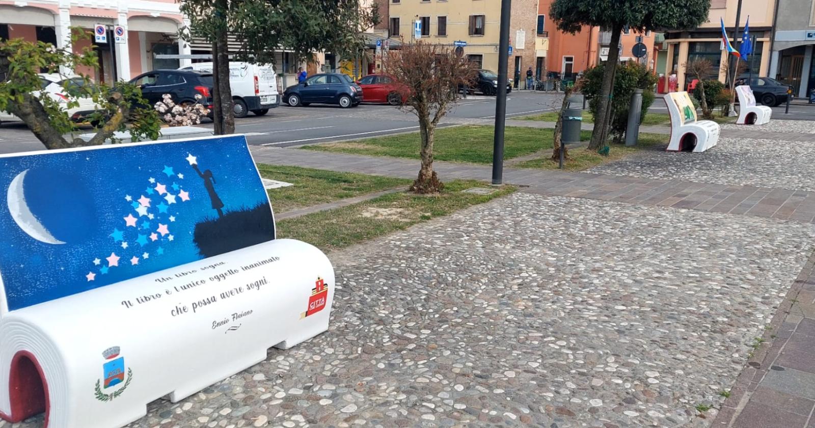 Panchine letterarie in centro