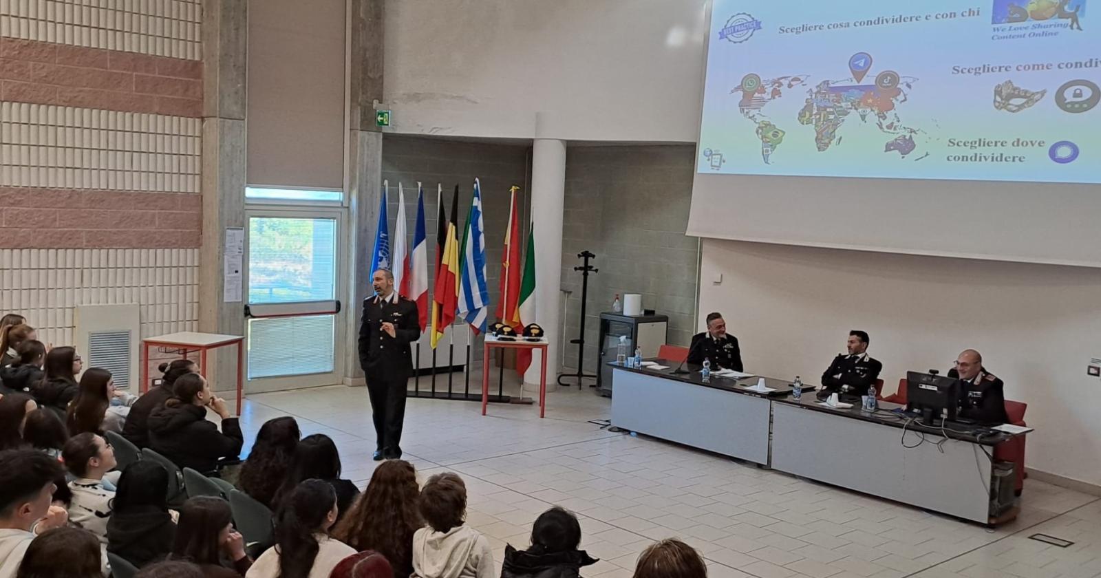 L'Arma incontra gli studenti del Celio Roccati 